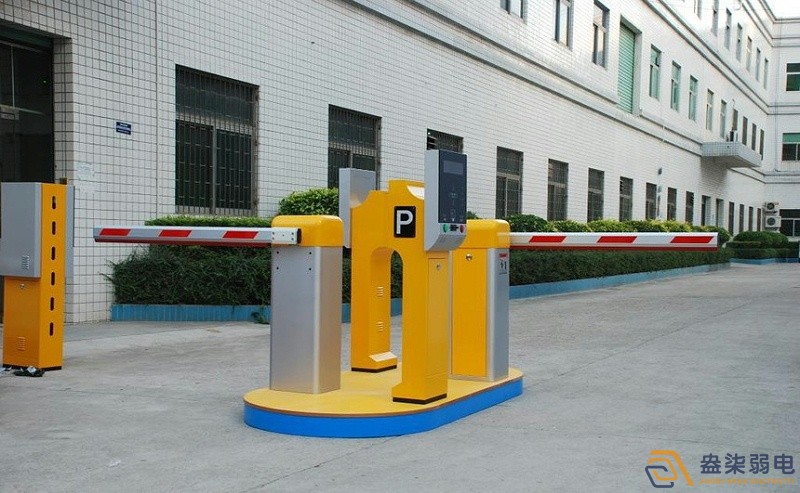 工廠停車道閘價格受哪些因素影響？