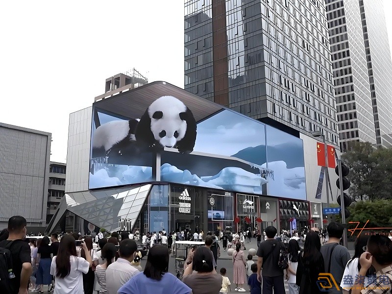 戶外裸眼3D大屏的p值由什么決定？