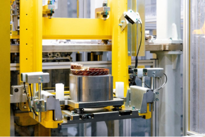 兩大工廠投產,最強新能源&ldquo;玩家&rdquo;入局,造電動車它是認真的!